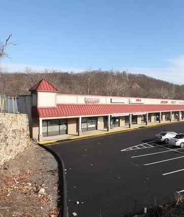Steelbrook Plaza Commercial Building
